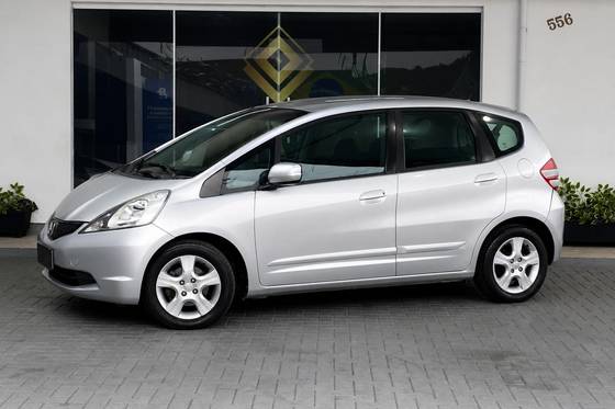 HONDA FIT 1.4 LX 16V FLEX 4P MANUAL HONDA FIT 1.4 LX 16V FLEX 4P MANUAL